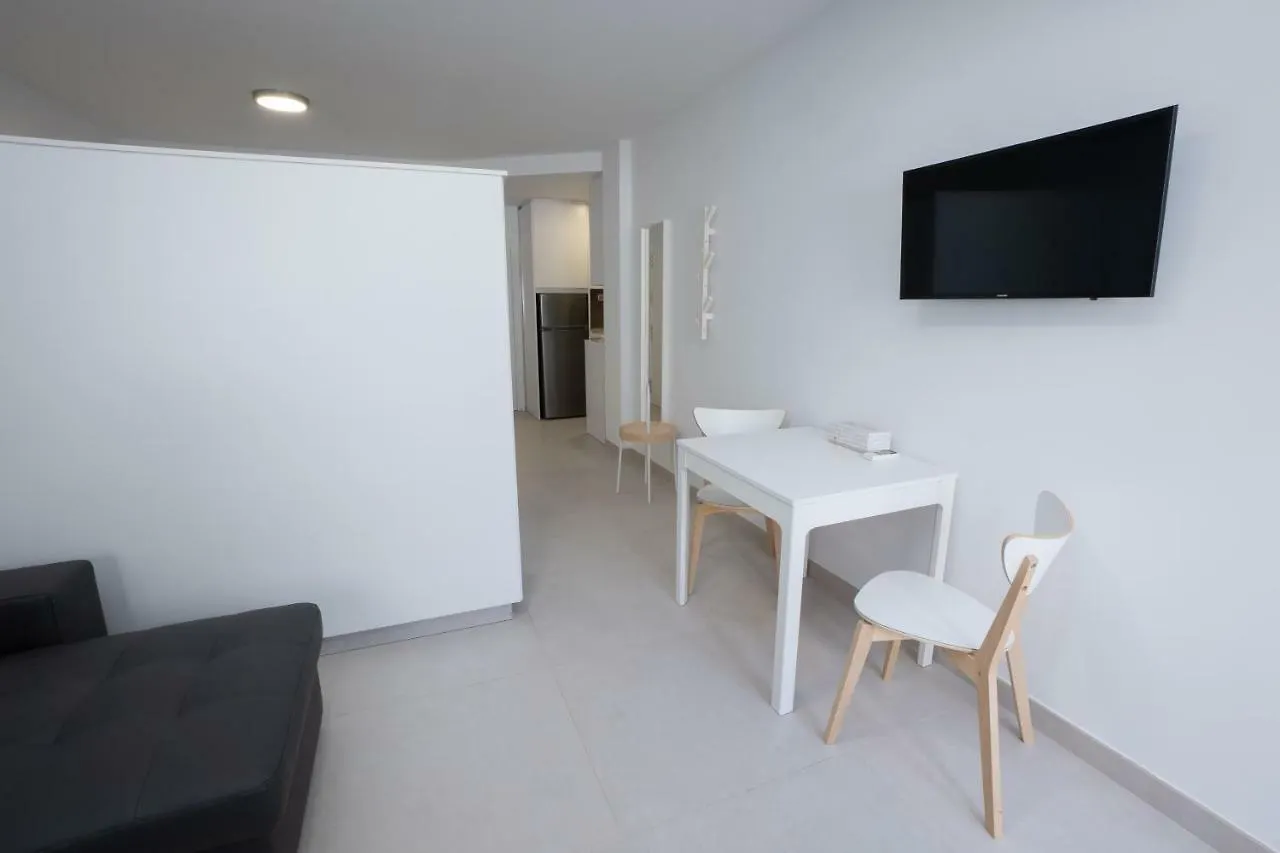 Apartamentos Mombasa 2 Planta Nerja Spain